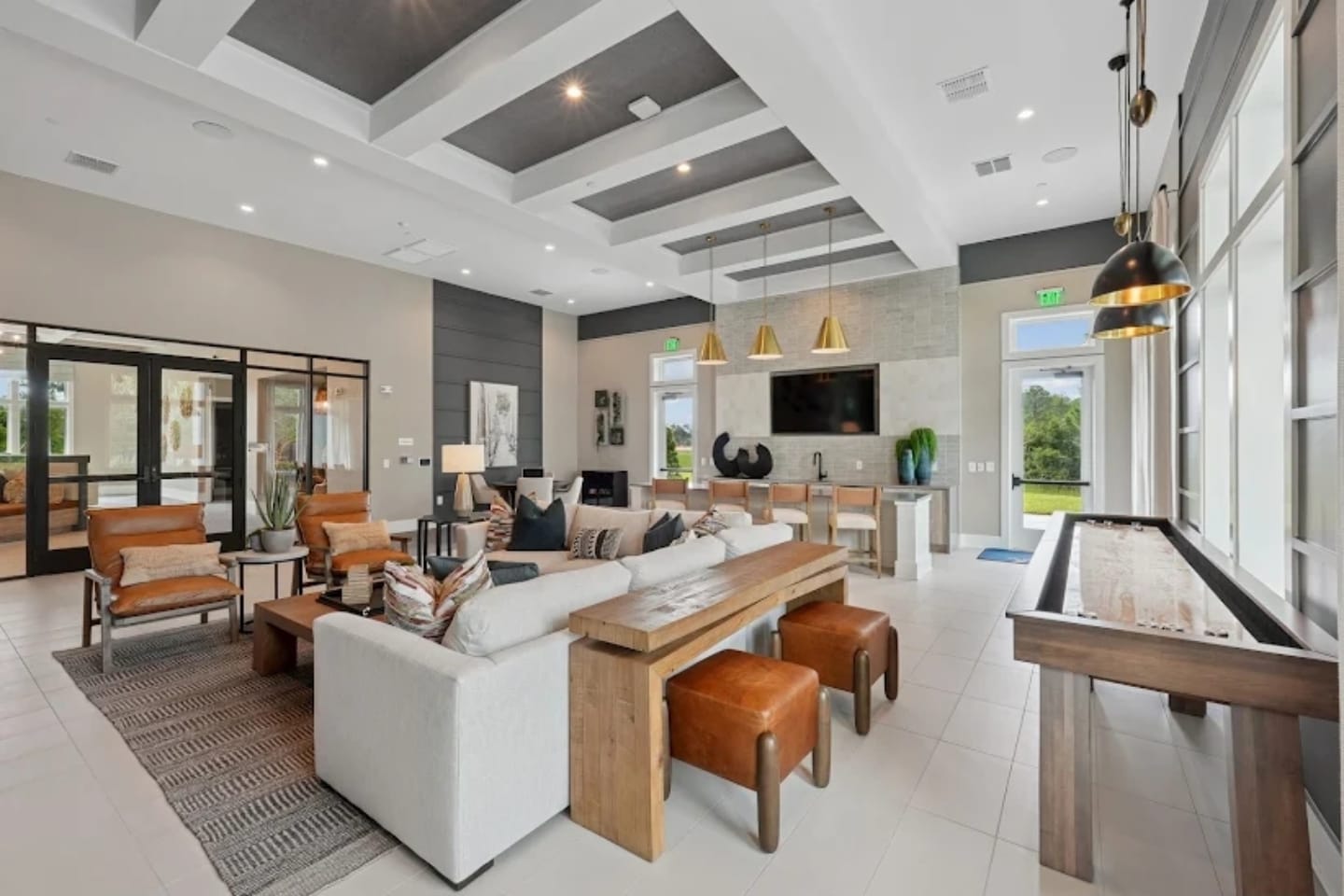 Commercial cleaning of a clubhouse lounge in Florida